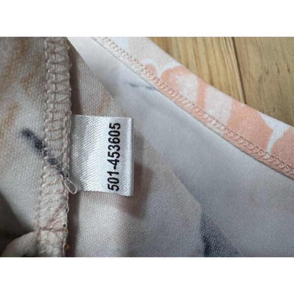 Ann Taylor Pink Floral Short Sleeve Back Zip Tied Waist Blouse Women’s Size Med - Picture 7 of 8